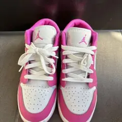数回着用 Jordan ホワイト/ピンク スニーカー