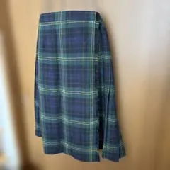 Item thumbnail for item 06e84063-6e4a-4b59-8c70-49c97b11b49a