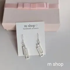 ハンドメイドピアス☆210