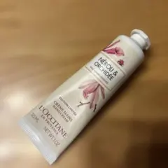 L'OCCITANE NÉROLI & ORCHIDÉE ハンドクリーム
