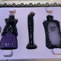 ANNA SUI キャンドル　海外限定　香水　マニキュア　新品未使用のサムネイル