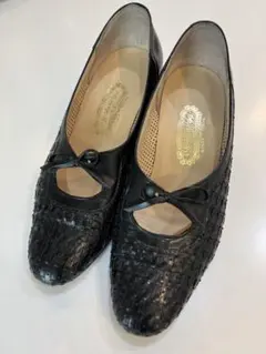 銀座ヨシノヤ パンプス ブラックのサムネイル