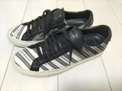 givenchy スニーカー　ジバンシー　ロゴのサムネイル