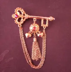 Angelic Pretty ヴィンテージエンブレムKEYネックレス - メルカリ