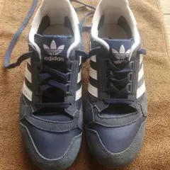 adidas ネイビー/ホワイト スニーカー