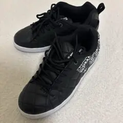 Item thumbnail for item a9902a08-f606-4c02-bbc4-3ebfd9cd0b77