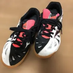 卓球シューズ 23.5ウェーブメダル6