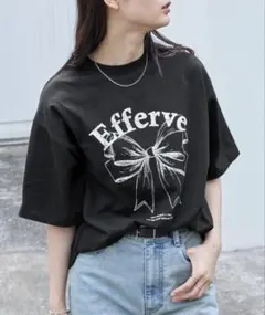 ヴィンテージライクリボンロゴ半袖Ｔシャツのサムネイル