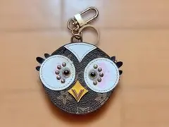 L社のコインケース。