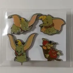 Disney - レア　レトロ　ディズニー　ダンボ　ピン　ティモシー　青台紙 レア レトロ ディズニー ダンボ ピン ティモシー 青台紙 - メルカリ
