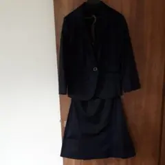 再値下げ❗未使用☆ONEIROS  スカートスーツセット 紺色 9号