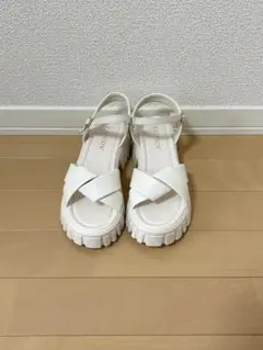 厚底サンダルのサムネイル