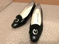milaschon フォーマル黒パンプスのサムネイル