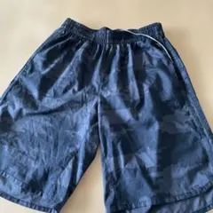 アディダス ハーフパンツ　ブラック　迷彩