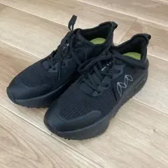 ワークマン マンダムフライギアドライランチャー　ランニングシューズ　27センチ