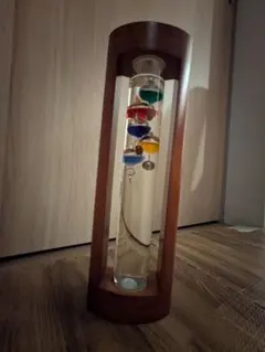 アクアリウム型インテリア