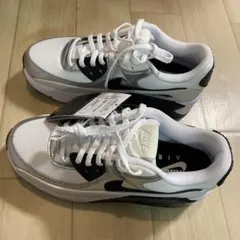 正規品　NIKE エアマックス 90 LV8 厚底 新品　シルバー23.5センチ