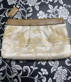 COACH コーチ ホースアンドキャリッジ 柄　ポーチ ベージュ 　馬車