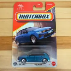 マッチボックス OPEL ASTRA ブルー ミニカーのサムネイル