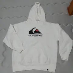 Quiksilver パーカー