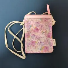 《未使用》カーブス ローレンロス スマホショルダーポシェット　ピンク