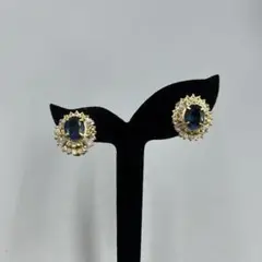 254ヴィンテージ　青色ストーンのクラシックイヤリング