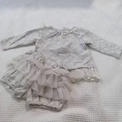 センスオブワンダー トレーナーとショートパンツ 80