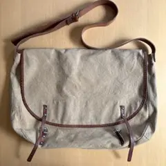 atlast UTILITY BAG メッセンジャーバッグ - メルカリ