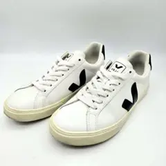 VEJA ホワイト レザースニーカー