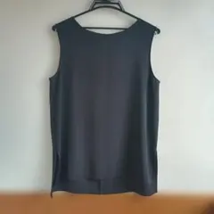 ユニクロ ノースリーブカットソーチュニック丈のサムネイル