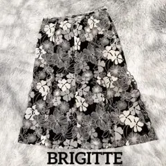 BRIGITTE モノトーン 花柄 フレアスカート サイズ9のサムネイル