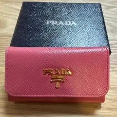 PRADA サフィアーノレザー キーケース ピンク