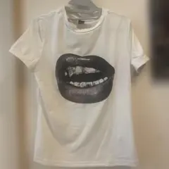 SHEIN ホワイト Tシャツ XS 口デザイン