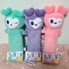 TWICE LOVELYS　MISAMO のびふにゃポーチ＆うるちゅるシール TWICE LOVELYS MISAMO のびふにゃポーチ＆うるちゅるシール - メルカリ