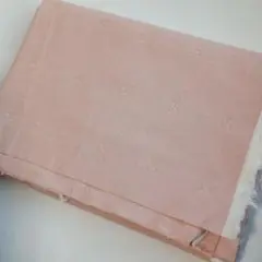 薄ピンクの模様織のダンガリー生地　112cm×100cm