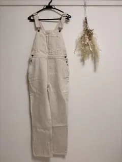 Item thumbnail for item e27fdbfa-ec38-4986-9530-68c5ed2a9c73