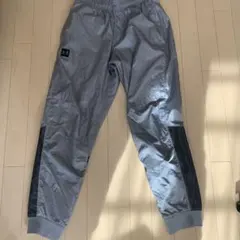 アンダーアーマー　トレーニングパンツ　Mサイズ