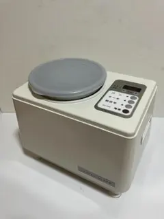 Item thumbnail for item a9d90f0a-0e18-4e5e-a0d8-edc2dfe63d16