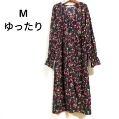 花柄ワンピース カーディガン 着痩せ カラー : ブラック サイズ : M