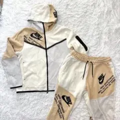 Item thumbnail for item c85a7bf2-7b60-48d5-abe8-1a2799f9e4a2