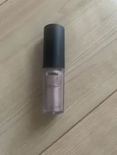 uneve liquid eyeshadowのサムネイル