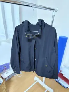 ネイビーフード付き ジャンパー