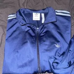 TXTヨンジュン着adidasベッケンバウアートラックジャケット クリア