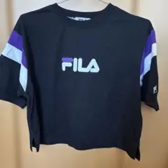 FILA クロップドTシャツ 黒/紫/水色