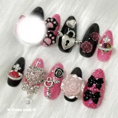 量産型 地雷系 黒 ピンク ネイルチップ ラメ 現品販売 ♡