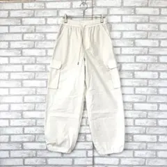 GU ジーユー　カーゴプルオンパンツ　白　M ウエストゴム　裾絞り　カーゴパンツ