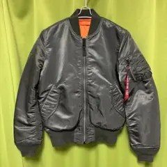 Alpha Industries MA-1 フライトジャケット