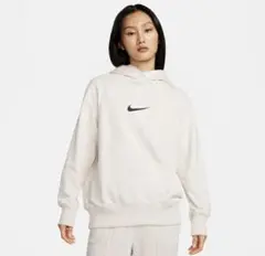 Nike フード付きパーカー　ウィメンズ