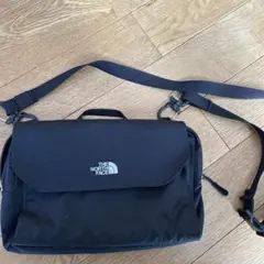 ノースフェイスのショルダーバッグ