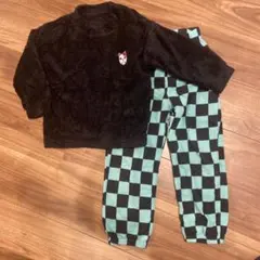 ユニクロ　鬼滅の刃 炭治郎 フリース キッズパジャマ 長袖 男の子120cm